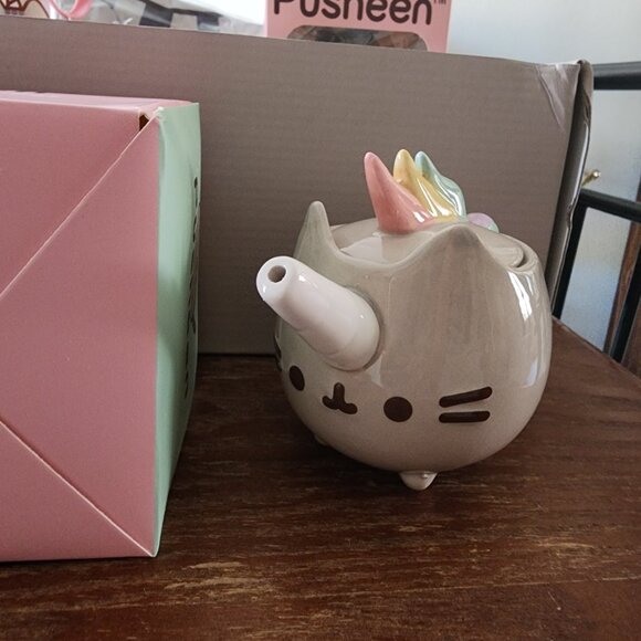🔴SOLD🔴Pusheen Box Summer 2018 - Includes 7 out of 8 items BNWT, sealed, unopen - Picture 6 of 16